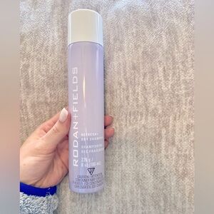 ⭐️ SALE ⭐️ NWT Jumbo Refresh+ Dry Shampoo, Rodan & Fields